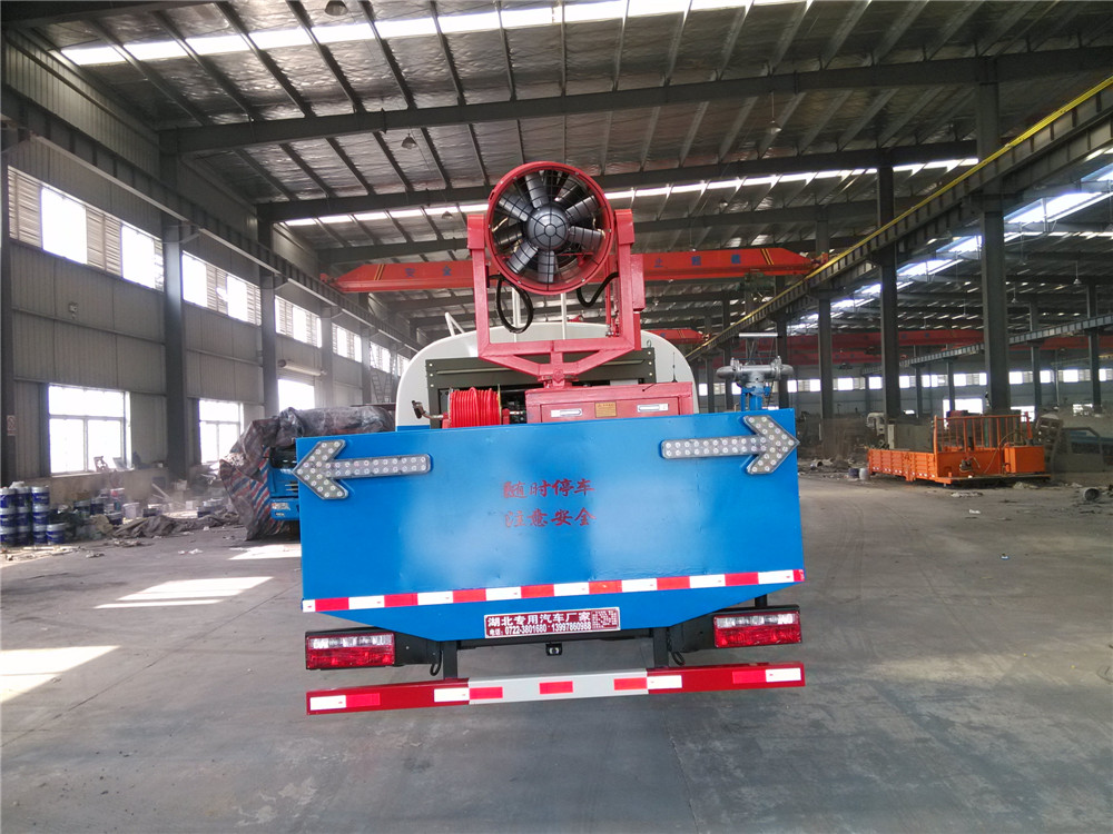 Dongfeng 145 Staubverdünnungsfahrzeug