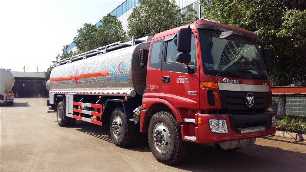 Futian Ouman Kleiner Dreiachsen [26 Kubik] Aluminiumlegierung Öltransportfahrzeug