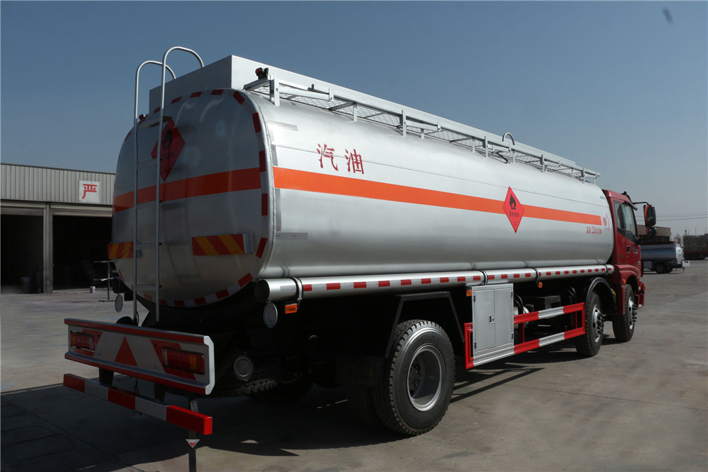 Futian Ouman 4x4 Heckmontierter 24-Kubikzähigkeit Nachfüllwagen