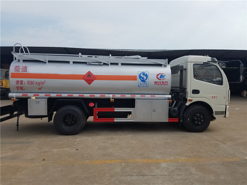 Dongfeng Daoluika [8 Kubik] Tankfahrzeug