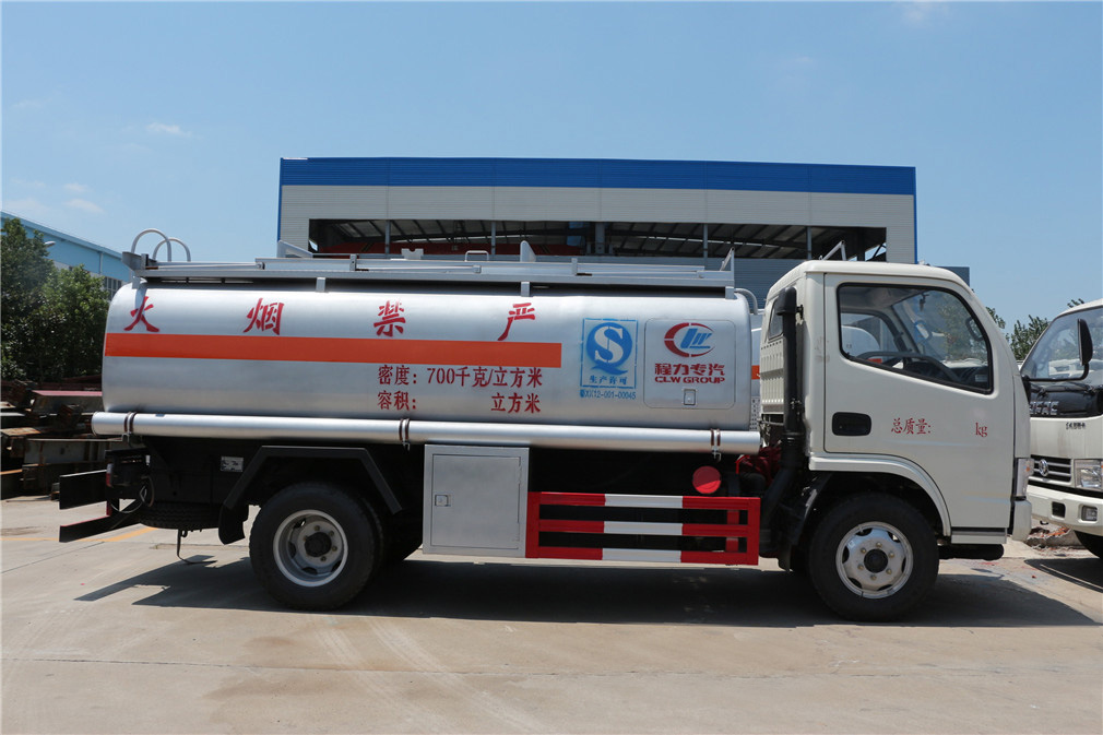 Dongfeng Kleine Dolikha [5 Kubik] Tankfahrzeug