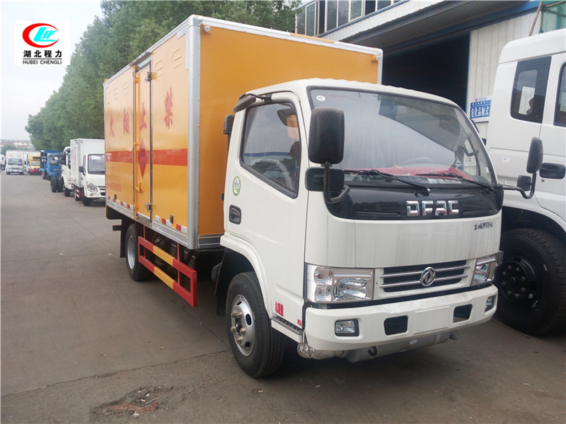 Dongfeng 4-Meter Brandgasbehälterfahrzeug [Klasse II, Blaue Kennzeichplakette]