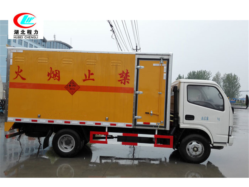 Dongfeng 4-Meter Brandgasbehälterfahrzeug [Klasse II, Blaue Kennzeichplakette]