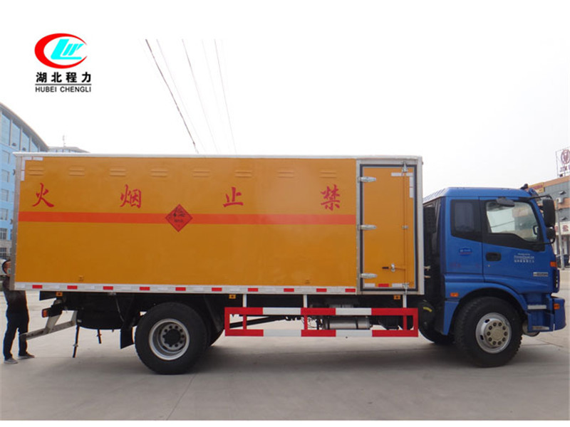 Futian Ouman 6,2-Meter entflammbare Gas-Boxen-Typ Transportfahrzeug [Klasse II]