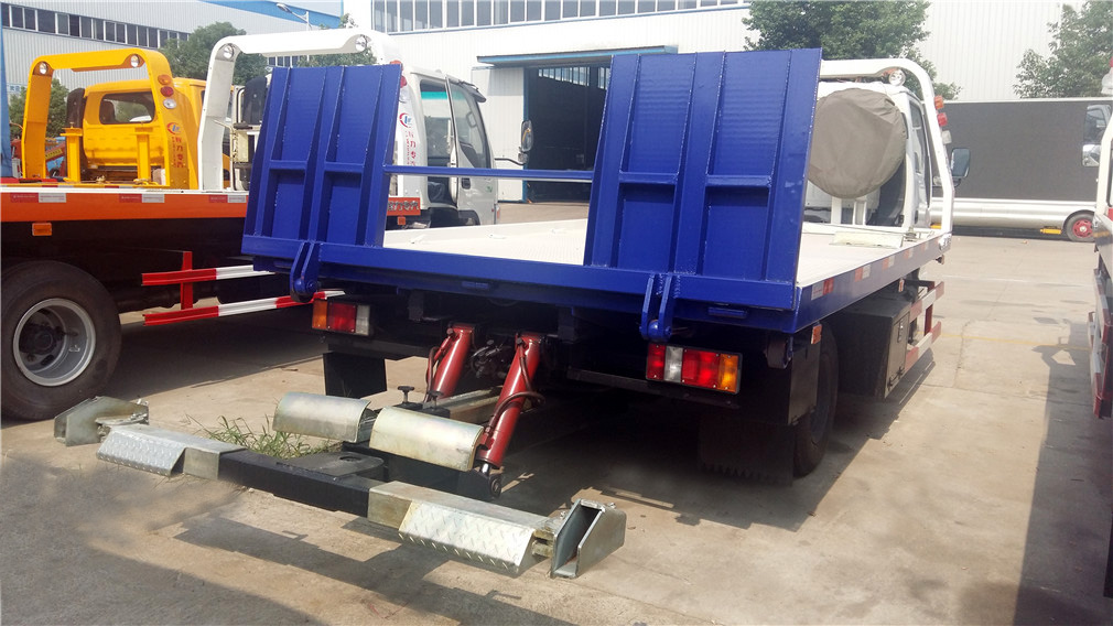 [One against two, Blue Label] Isuzu Straßenreinigungsfahrzeug