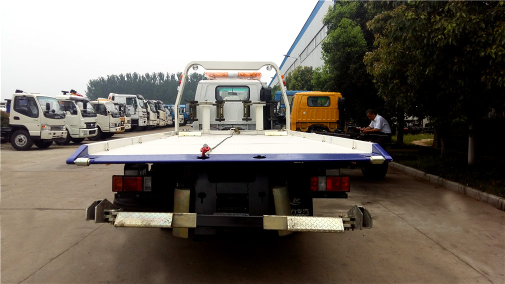 【One against two】 Isuzu Notfallentsorgungsfahrzeug