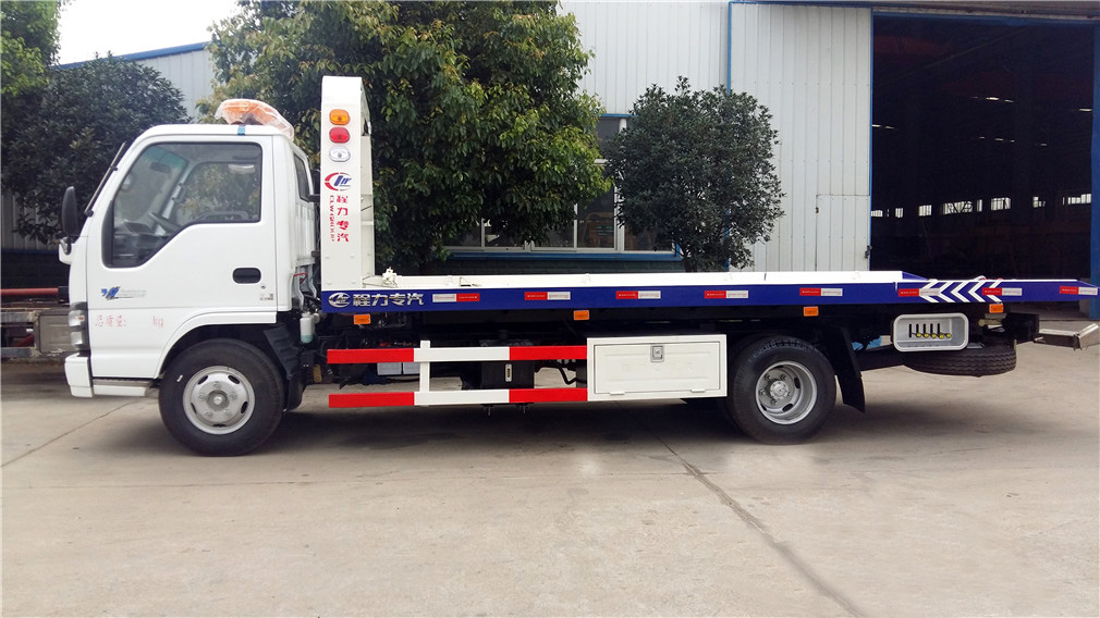 【One against two】 Isuzu Notfallentsorgungsfahrzeug