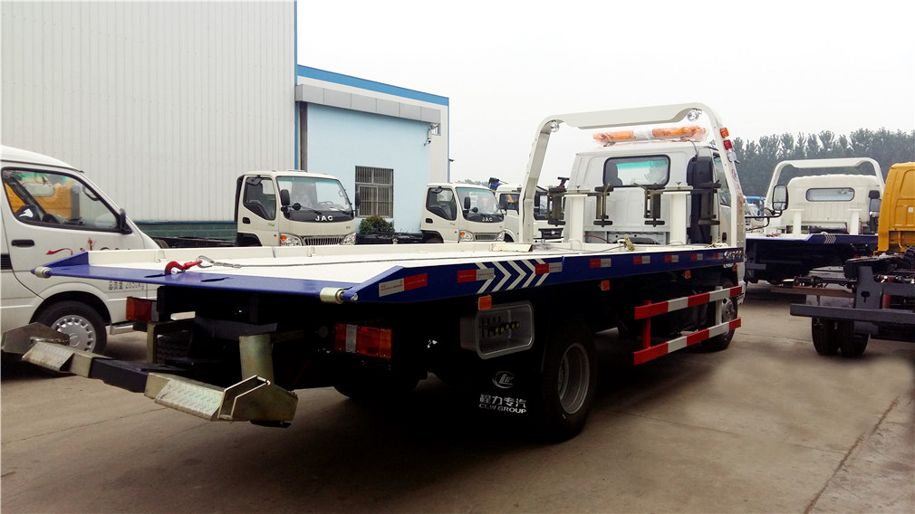 【One against two】 Isuzu Notfallentsorgungsfahrzeug