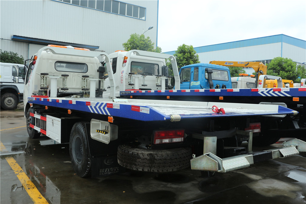 【One Against Two】 Dongfeng Maoli Ka Löschfahrzeug
