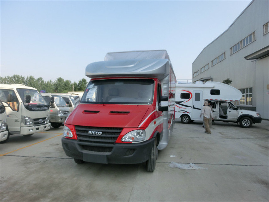 (Länge: 4,1 Meter) Iveco Speisewagen