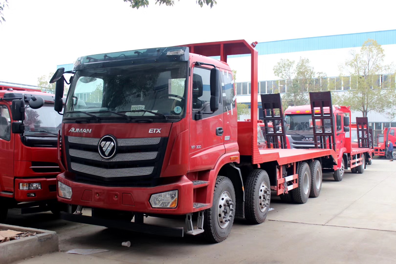 8X4 Front-Vier-Rückt-Acht [20-40 t] Flachbett-Transportfahrzeug