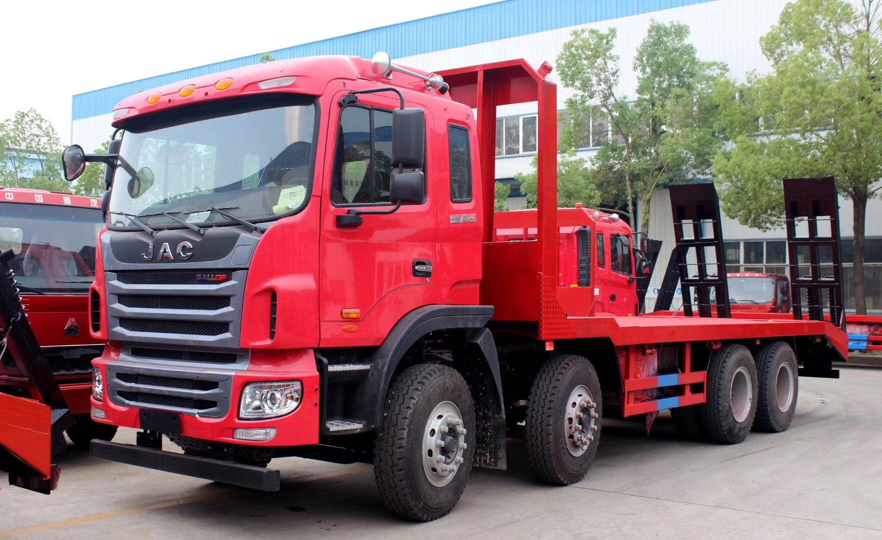 8X4 Front-Vier-Rückt-Acht [20-40 t] Flachbett-Transportfahrzeug