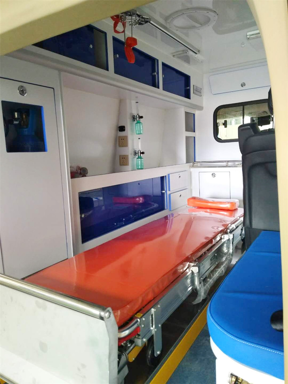 Mercedes-Benz Ambulanz