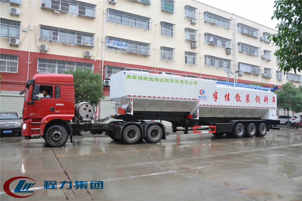 Half-trailer [60-66 cubic] bulk feed transportation vehicle in Deutsch