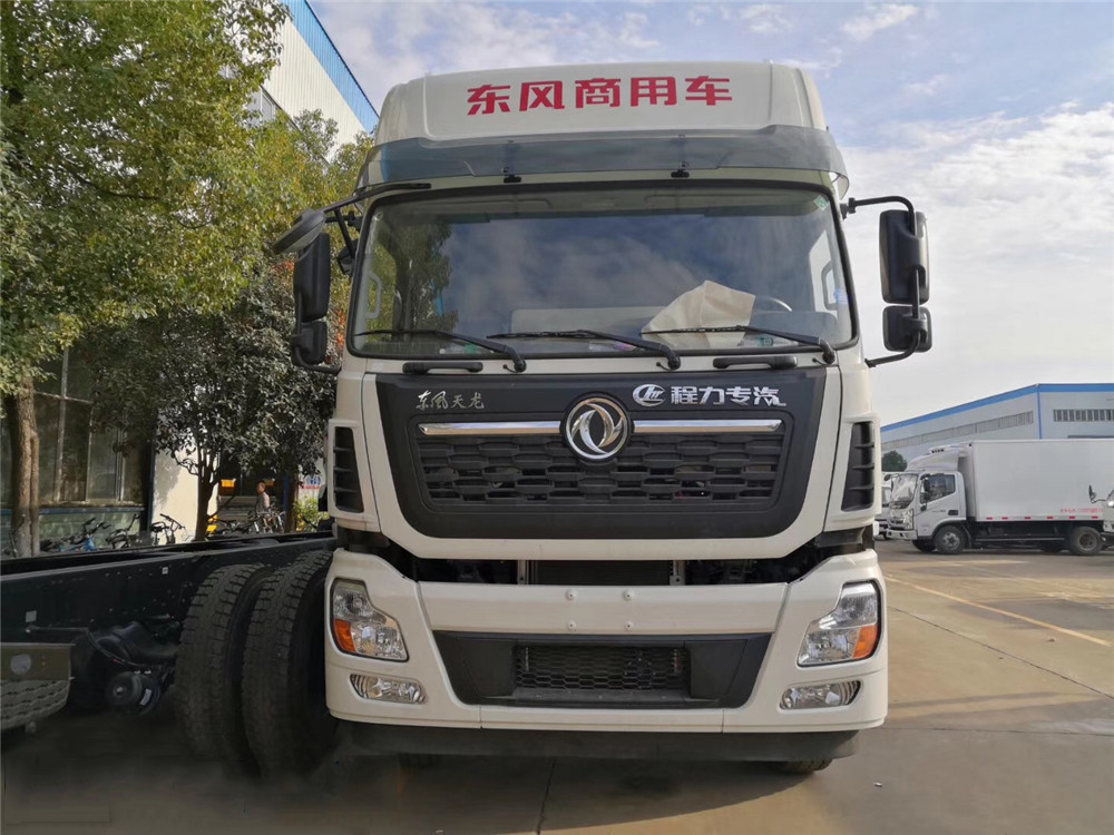 Dongfeng Tianlong Vorder-vier Rückenacht [40 Kubik] Schüttguttransportfahrzeug