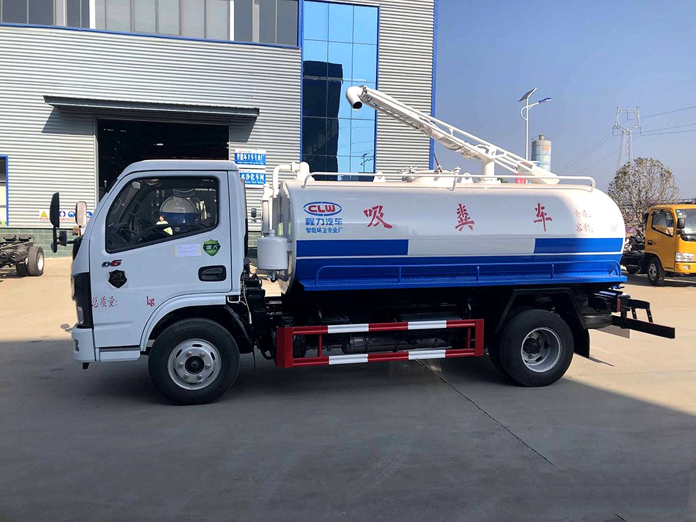 【5 Parteien】 Dongfeng D6 Fäkalsaugwagen