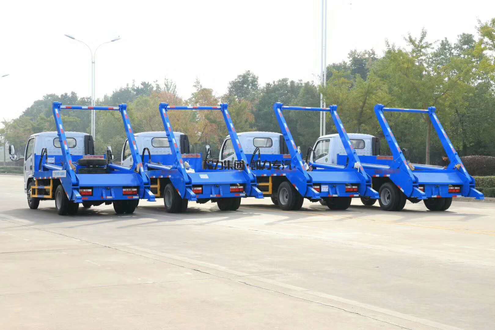 【6 Parteien】 Dongfeng D6 Schwenkarmmüllwagen