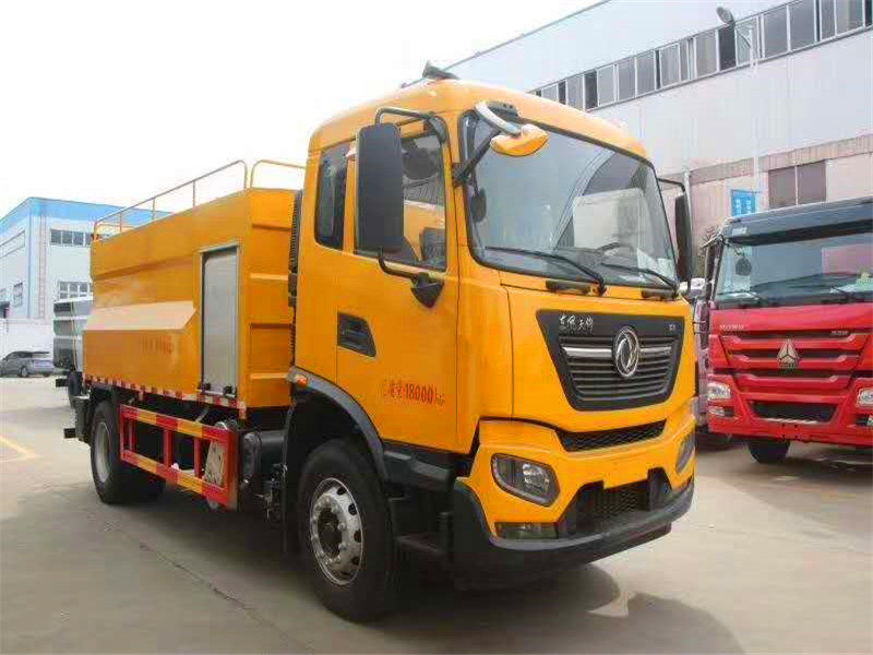 Dongfeng Tianjin 10-kubikmeter zylindrisches Rohrreinigungsfahrzeug