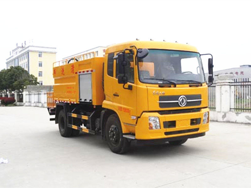 Dongfeng Tianjin Klappbehälter 10-Tank Hochdruckreinigungsfahrzeug