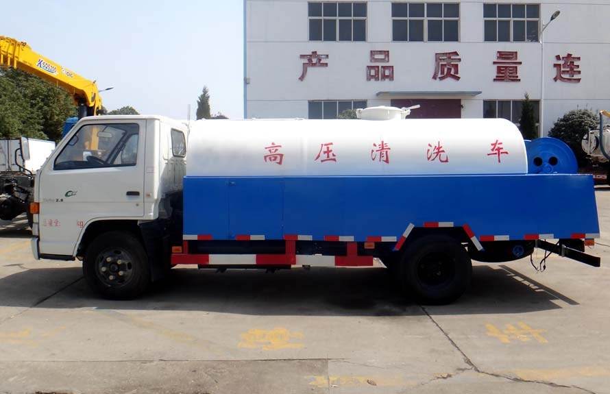 Jiangling Blau Platte Hochdruckreinigungsfahrzeug