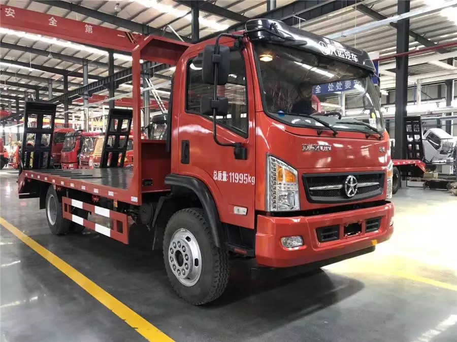 Großer Yun gelber Flagge Sattelzug Truck