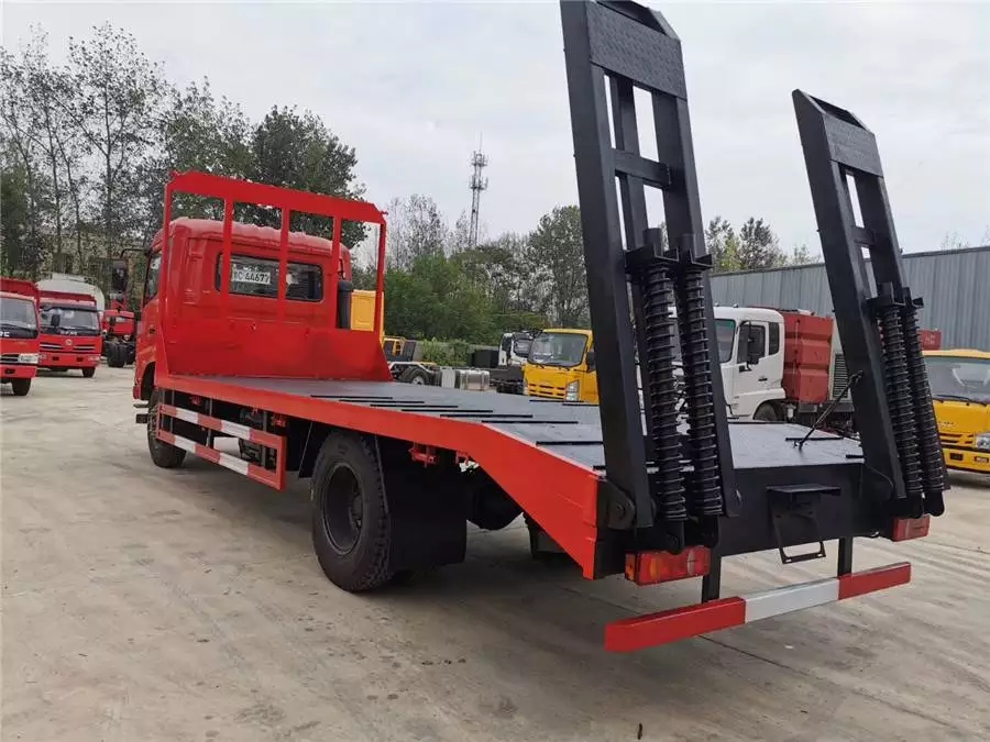 Dongfeng Tianjin 6,2-Meter-langes Flachbett-Transportfahrzeug