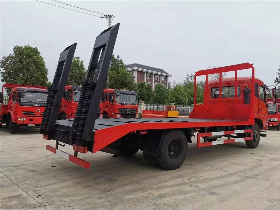 Dongfeng Tianjin 6,2-Meter-langes Flachbett-Transportfahrzeug