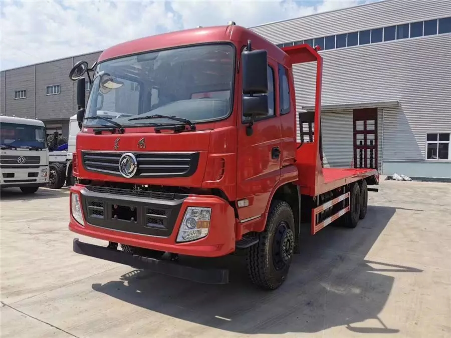 Dongfeng Hinterrad-Doppelbogengestell-Flachbett-Lkw