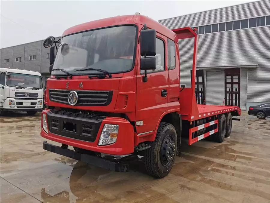 Dongfeng Hinterrad-Doppelbogengestell-Flachbett-Lkw