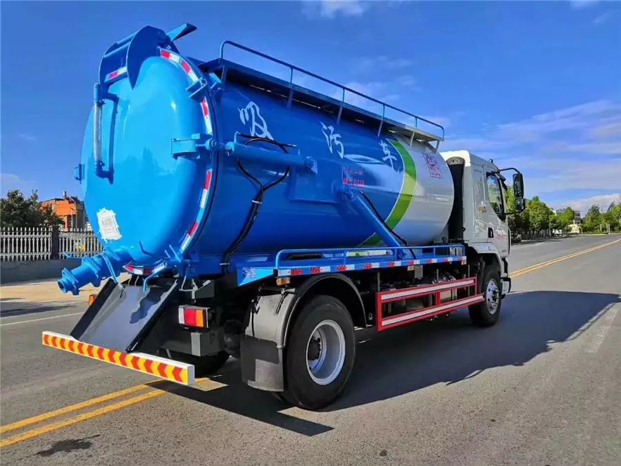 Dongfeng Li Auto 12-ton Abwassersaugwagen