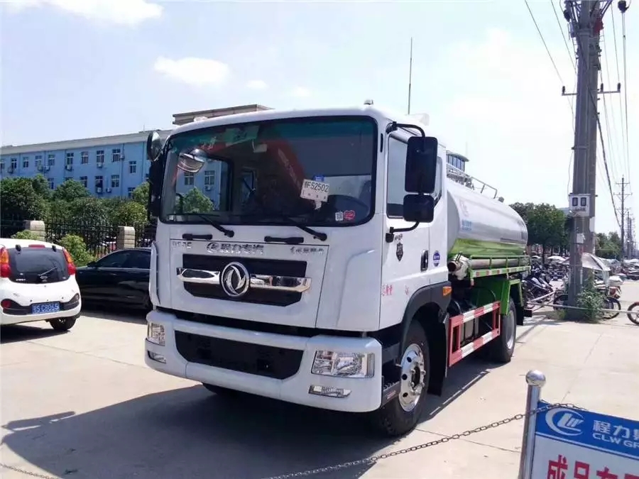 Dongfeng D9 10-ton Abwassersaugwagen