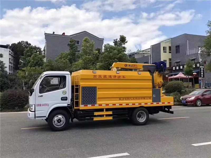 Dongfeng Stadt Abwasserpipeline Hochdruckreinigungs- und Schlickbeseitigungsfahrzeug