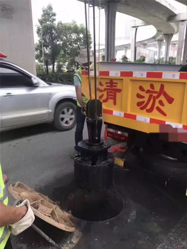 Dongfeng Dolica Kanalreinigungsfahrzeug
