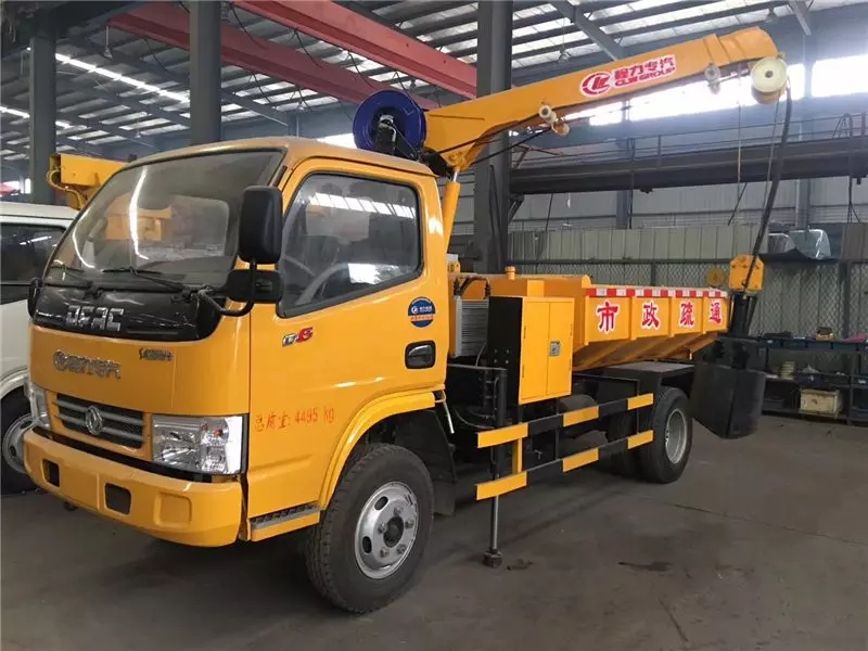 Dongfeng Dolica Kanalreinigungsfahrzeug