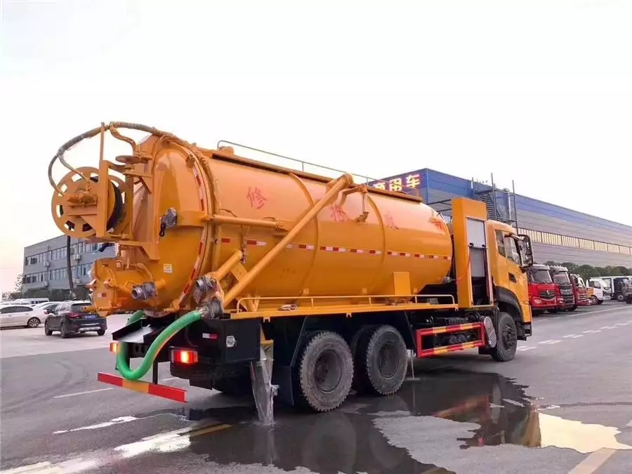 Tianlonghao Dual Bridge 20-tonnen Reinigungs- und Schmutzwasseraufnahmefahrzeug