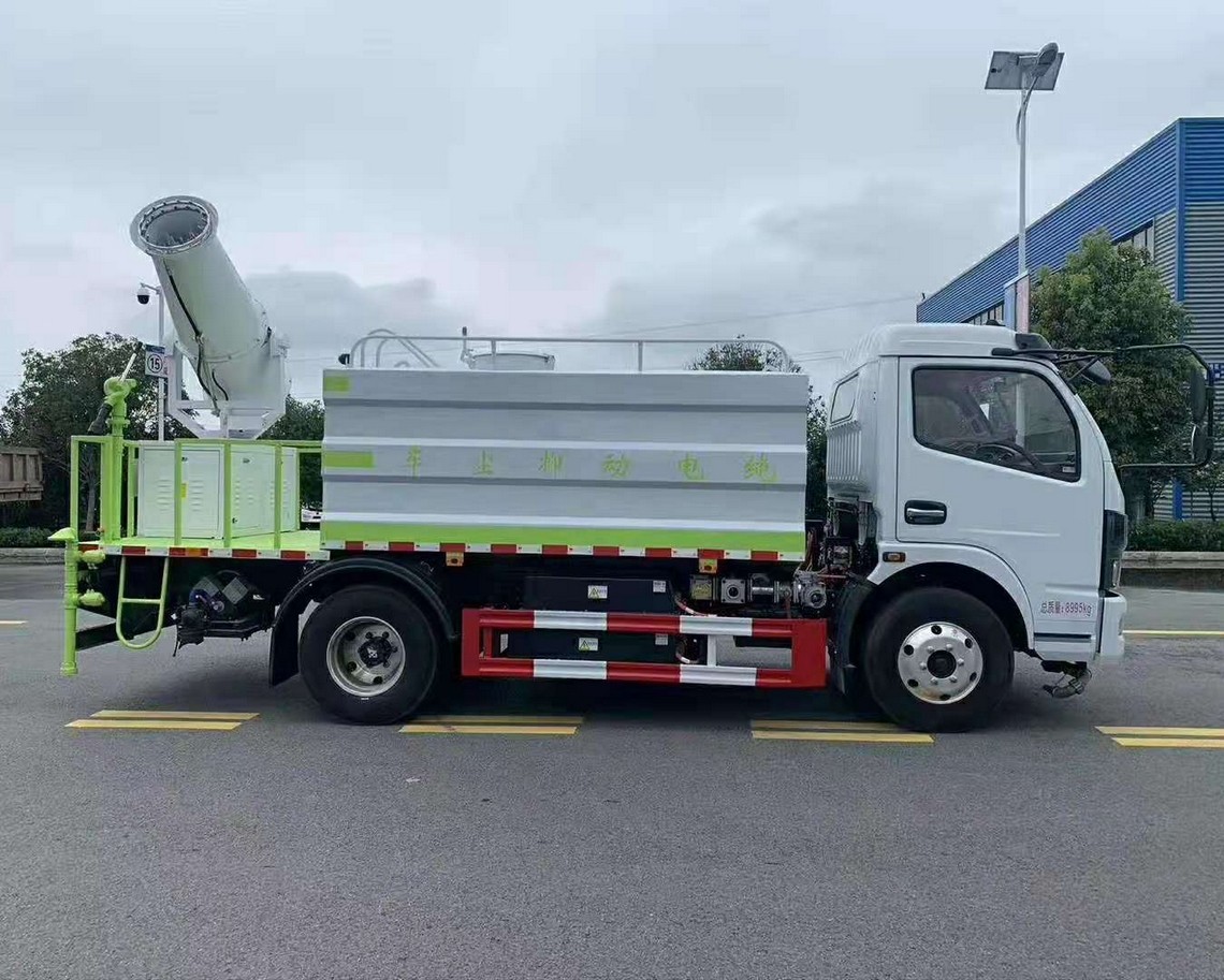 Dongfeng Kaituo Elektro-Staubabscheidefahrzeug mit vollem Elektroantrieb