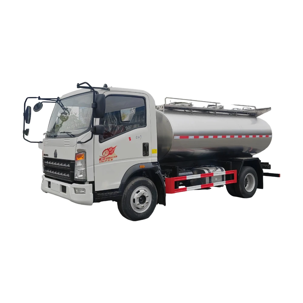 Speziell angefertigter 5000L-30000L Lebensmittelqualität Edelstahl mobiler frischer Milch Kühlwagen 304 Isoliert für die Milchtransport