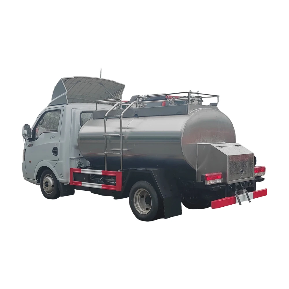 Dongfeng 4x2 kleiner 3000 Liter Edelstahl Milchwagen manuelle Übertragung frische Milch Transportfahrzeug