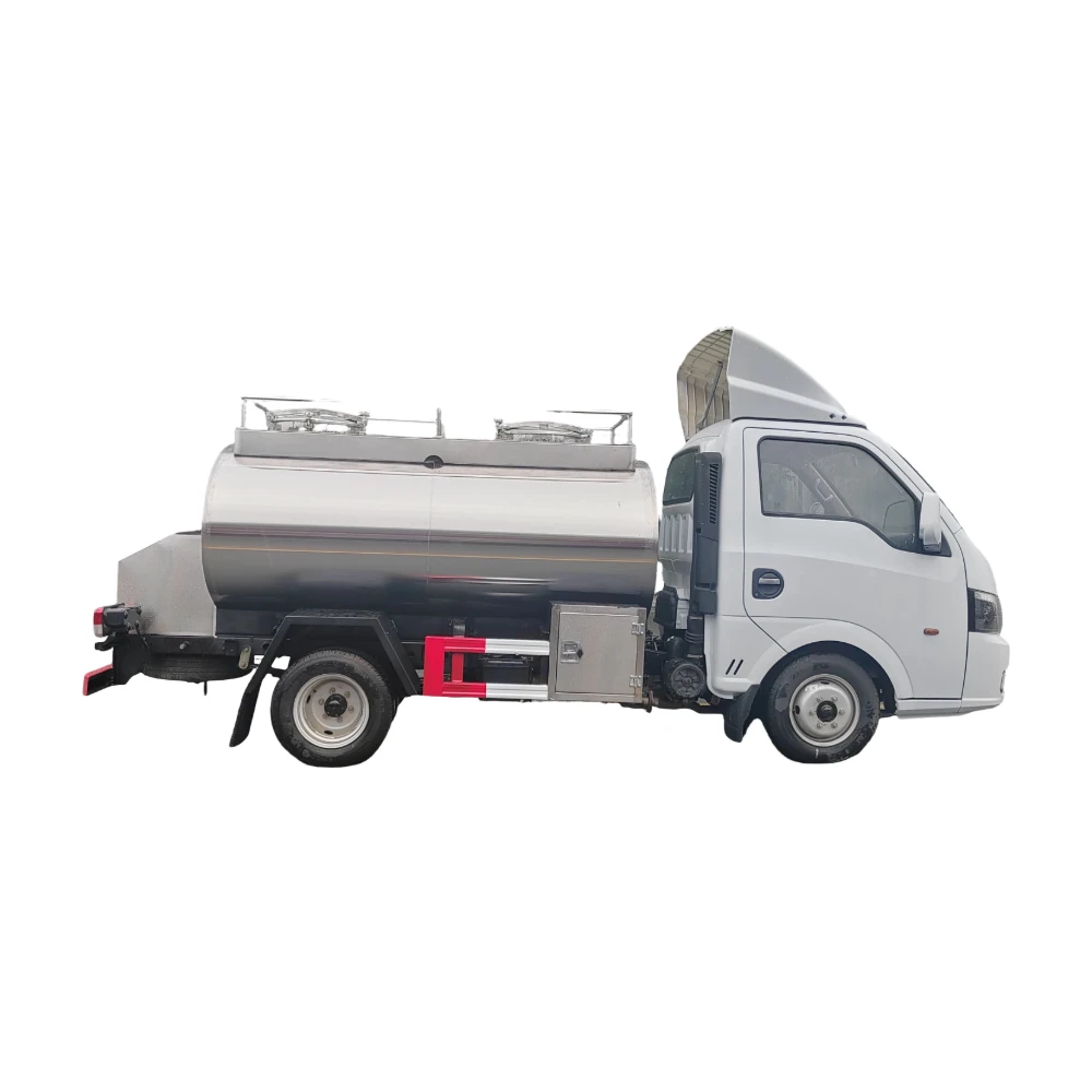 Dongfeng 4x2 kleiner 3000 Liter Edelstahl Milchwagen manuelle Übertragung frische Milch Transportfahrzeug