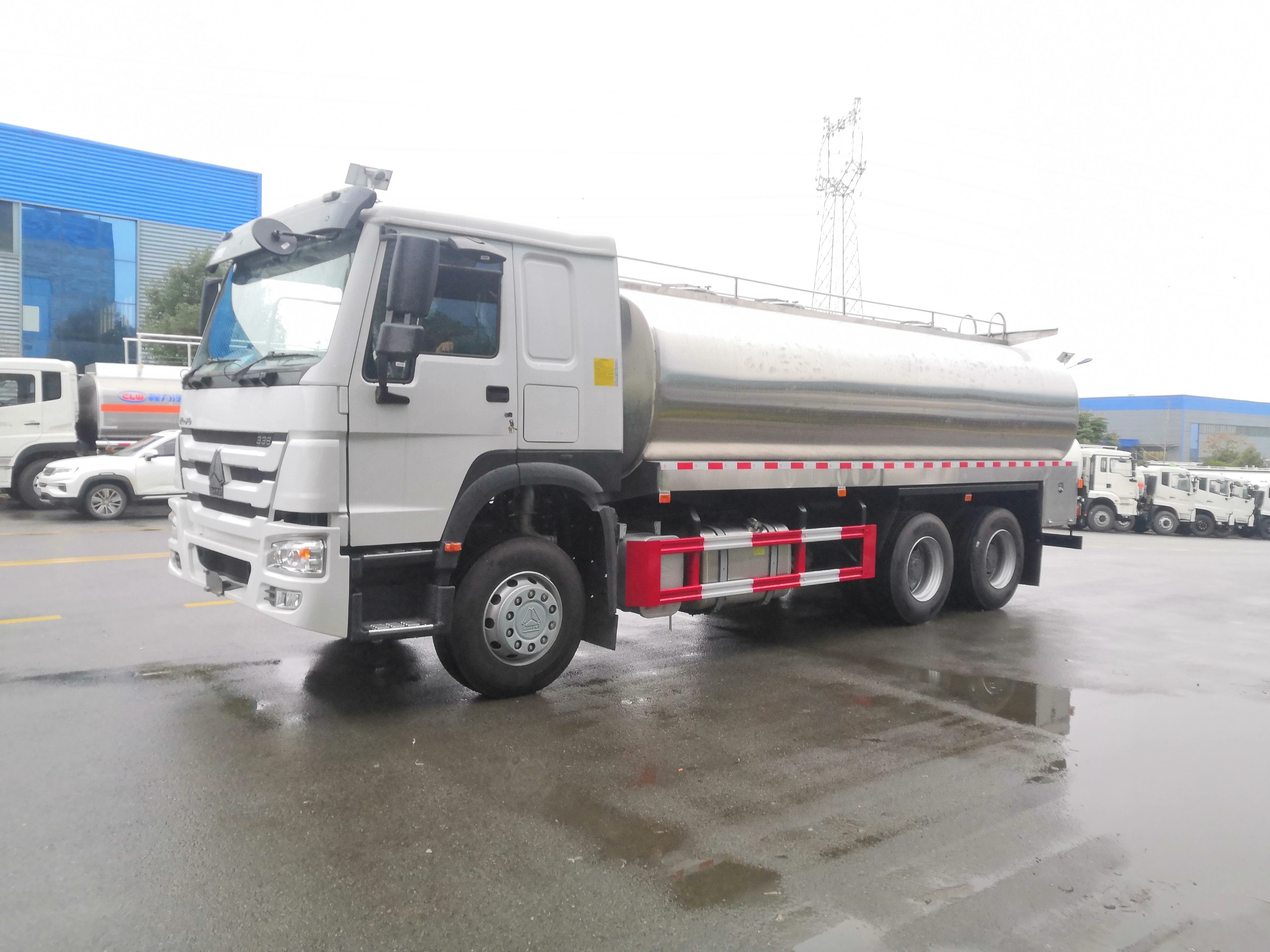 Sinotruk HOWO 6X4 Diesel Euro 4 Manual Schwere Arbeitskraft 20 Kubikmeter Wasserwerfer Lastkraftwagen Neue Kernkomponenten Motor