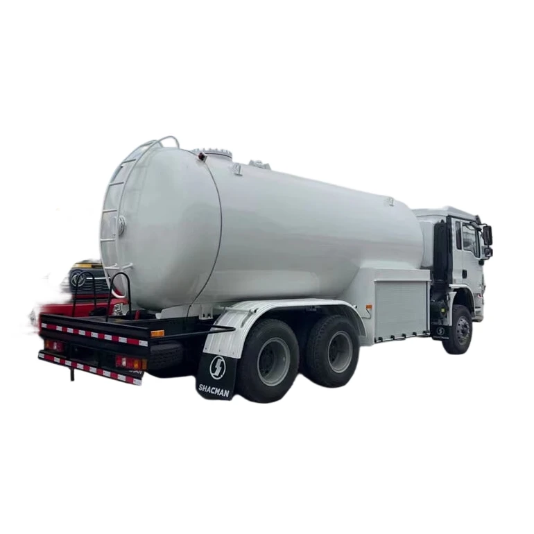 China Factory Direct 25cbm Oil Tanker 4x2 Drive Wheel with Manual Transmission Desert-Proof LPG Storage New Condition