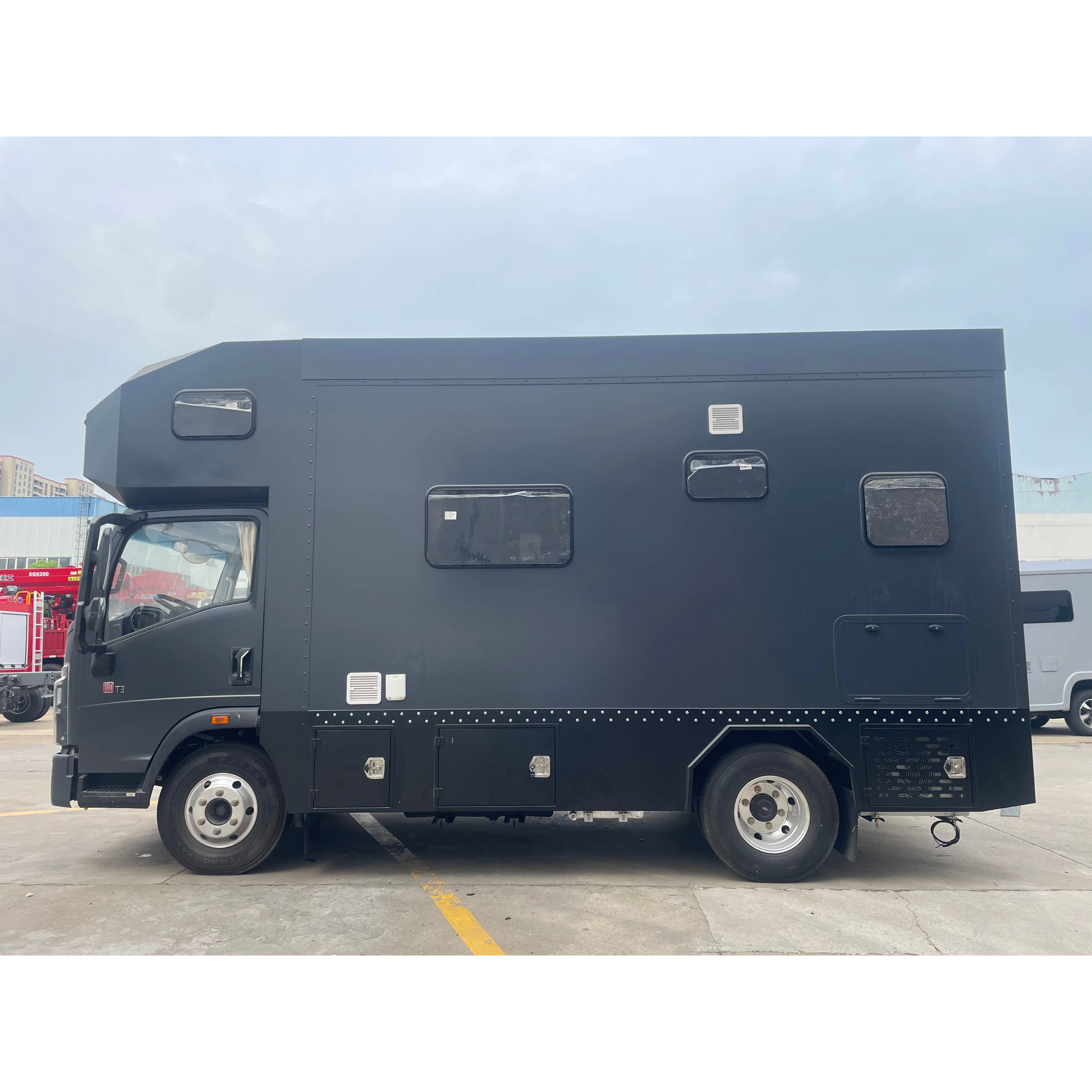 【Haowo of Hongqi】 Grauer zweilagiger Hebefalt-Motorhome