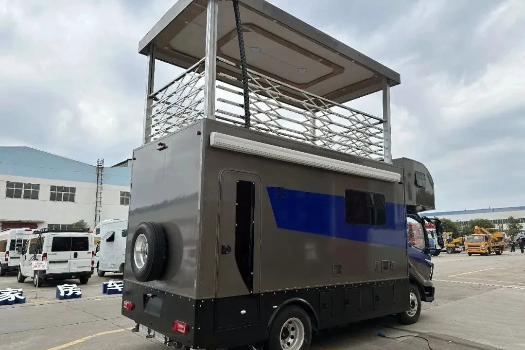 Fliegender Teller HW5 Plug-in Hybrid Pop-up Camper