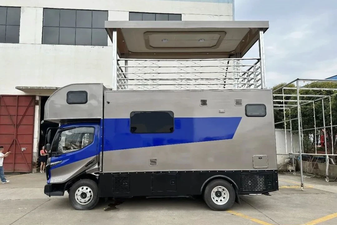 Fliegender Teller HW5 Plug-in Hybrid Pop-up Camper