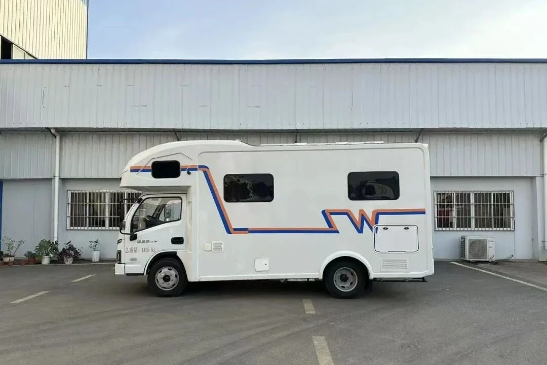 SAIC Yujian S100 Mobilverkaufsart Reisecaravan [Mitte Einlass]