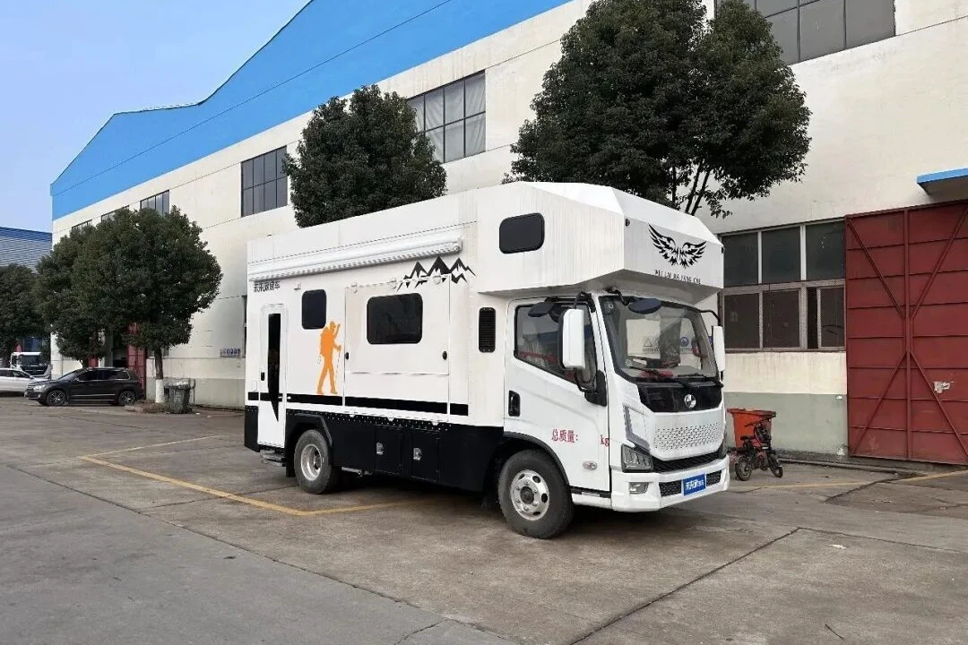 SAIC Yujian H500 Mobil Verkaufsart Wohnmobil [Doppelte Schwanzstern Flügelfenster]