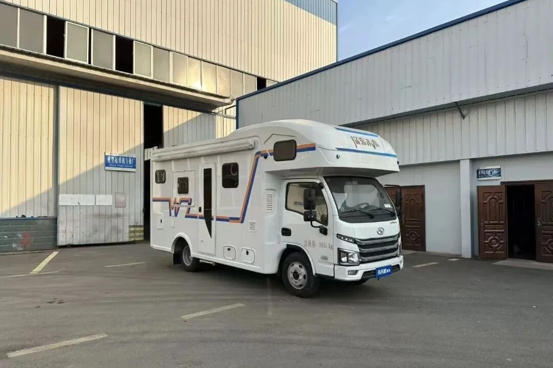 SAIC Yujian S100 Mobilverkaufsart Reisecaravan [Mitte Einlass]